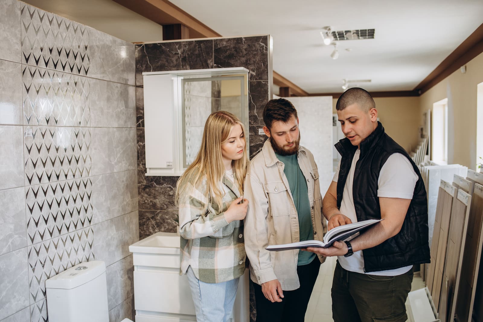 People planning a bathroom